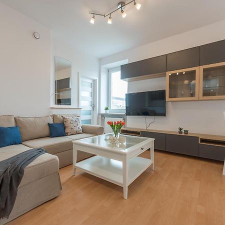 Szczesliwice Ochota P&O Serviced Apartments Varsovia Exterior foto