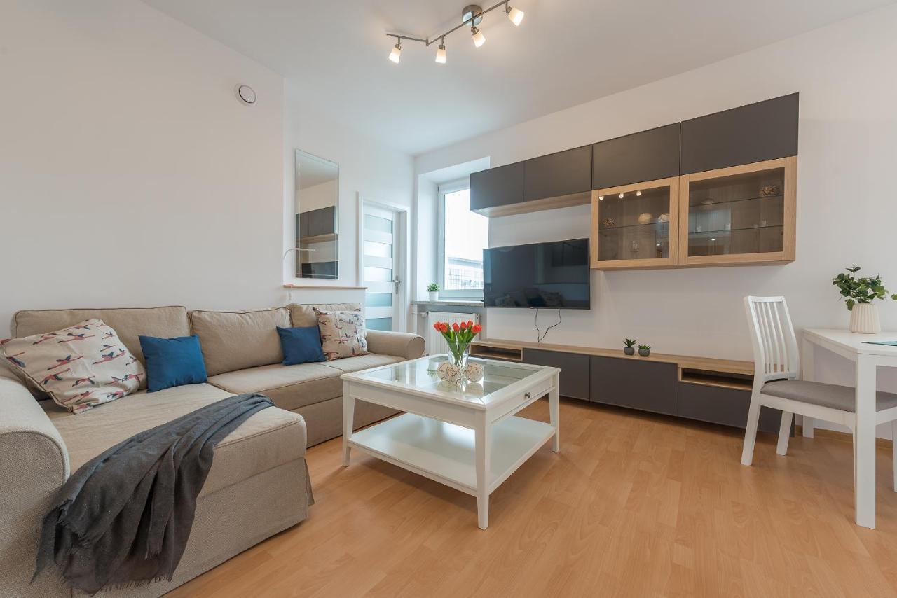 Szczesliwice Ochota P&O Serviced Apartments Varsovia Exterior foto